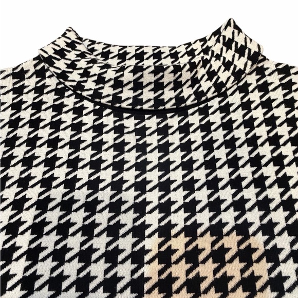 🖤🤍Talbots Black & White Houndstooth Sweater size M. Classic and NWOT - Picture 5 of 10